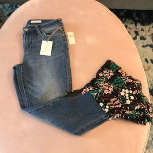 NWT Anthropologie Pilcro floral flare hem jean